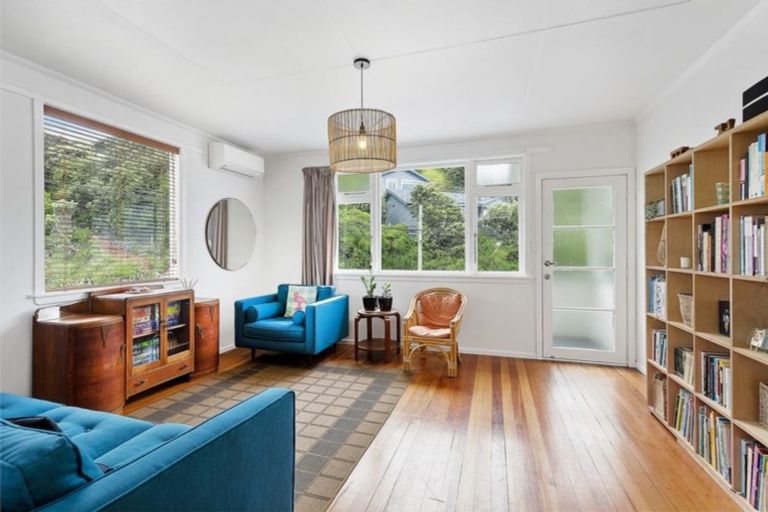 Photo of property in 26 Brighton Street, Island Bay, Wellington, 6023