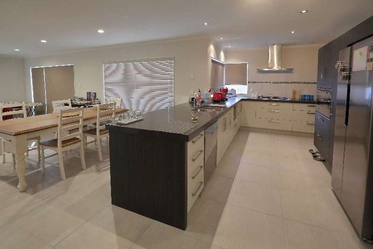 Photo of property in 58 Bayvista Drive, Karaka, Papakura, 2113