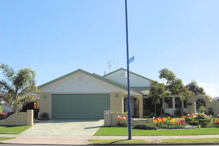 Photo of property in 108 Palm Beach Boulevard, Papamoa Beach, Papamoa, 3118