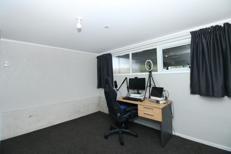 Photo of property in 14 Viscount Place, West End, Palmerston North, 4412