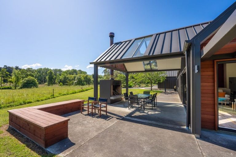 Photo of property in 107 Taylors Road, Otaki, 5583
