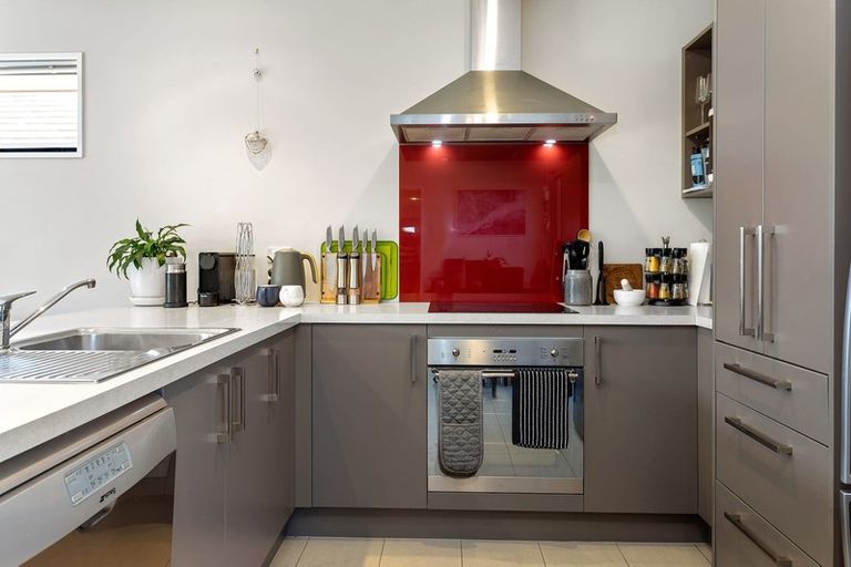 Photo of property in 7 Robalan Close, Halswell, Christchurch, 8025