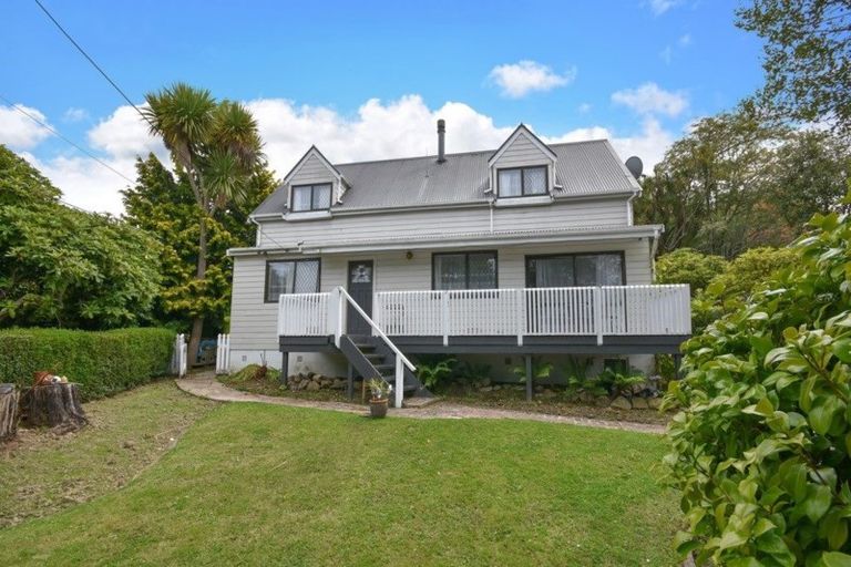 Photo of property in 27 Glenross Street, Glenross, Dunedin, 9011