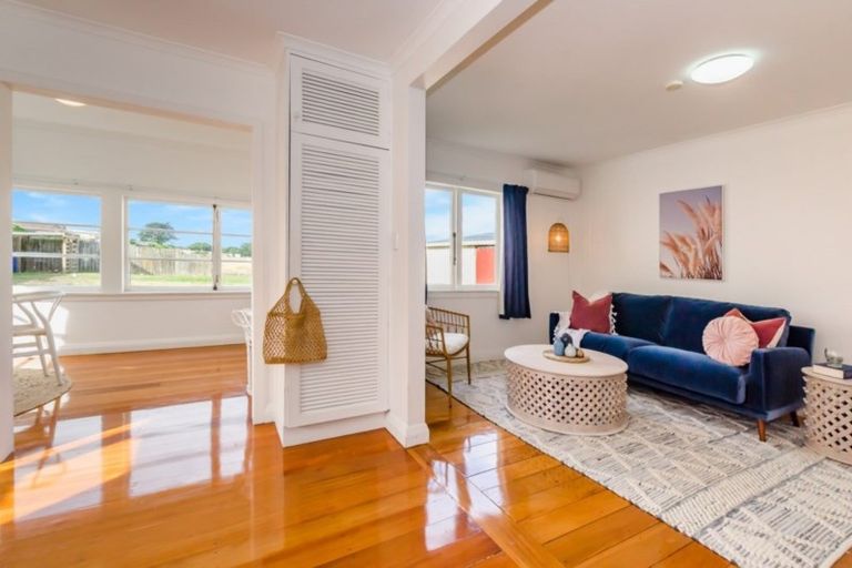 Photo of property in 6 Brendan Drive, Te Horo Beach, Otaki, 5581