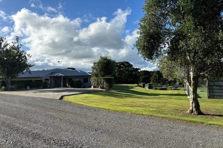 Photo of property in Hedley, 386 Mill Road, Ashley Clinton, Takapau, 4286