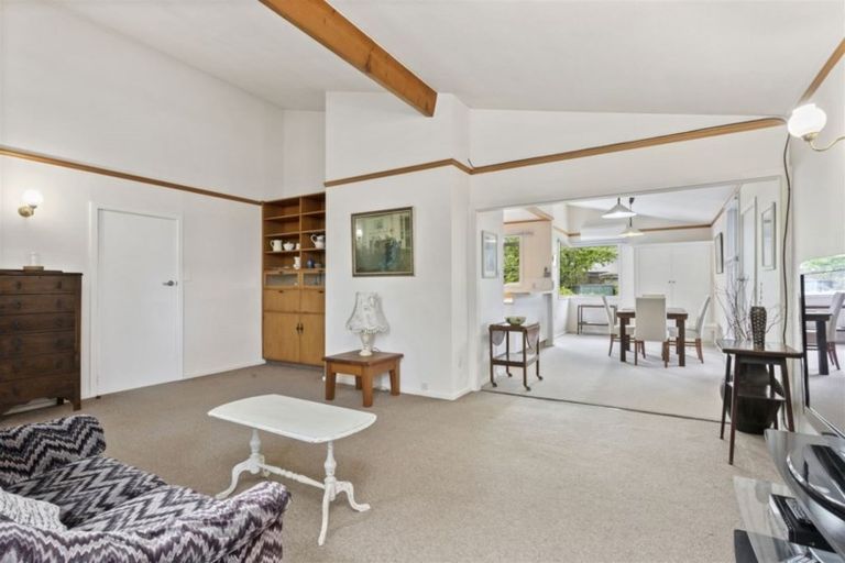 Photo of property in 30 Yardley Street, Avonhead, Christchurch, 8042