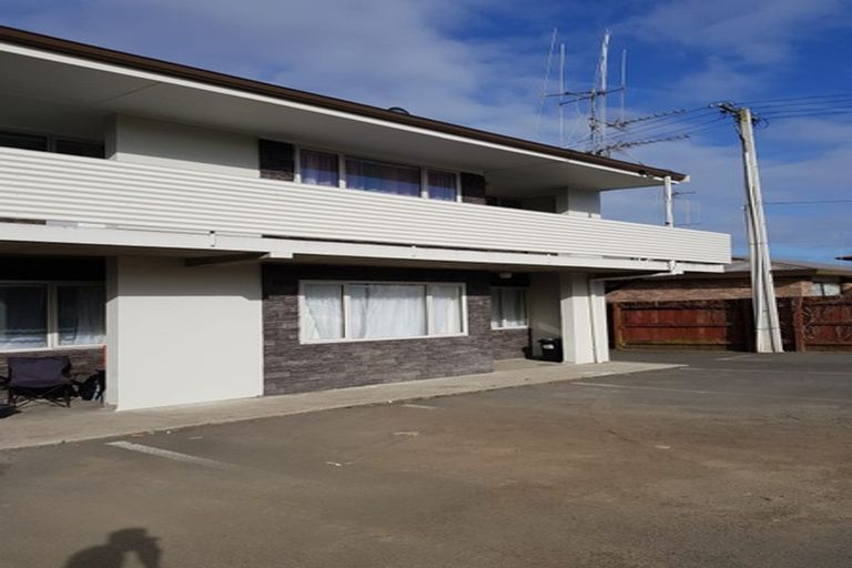 Photo of property in 33 Seddon Road, Frankton, Hamilton, 3204