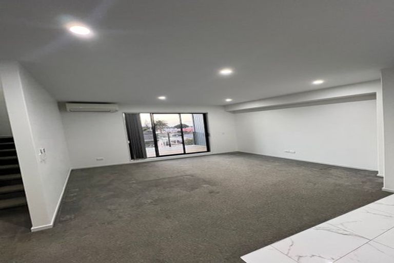 Photo of property in 110b Coronation Road, Papatoetoe, Auckland, 2025