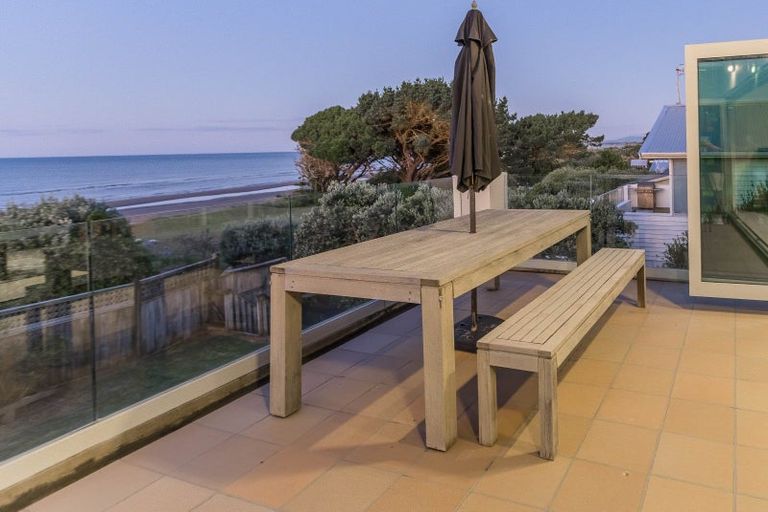 Photo of property in 177a Manly Street, Paraparaumu Beach, Paraparaumu, 5032