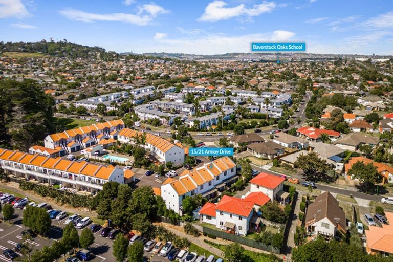 Photo of property in 15/21 Armoy Drive, East Tamaki, Auckland, 2016