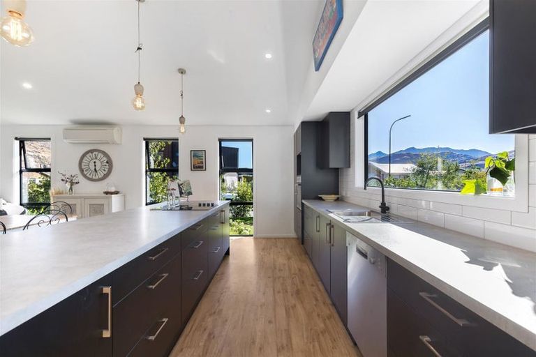 Photo of property in 17 Sandford Terrace, Lower Shotover, Queenstown, 9304