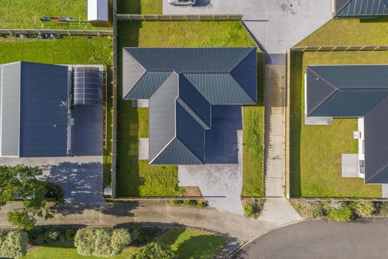 Photo of property in 12 Carrick Robertson Place, Waihi, 3610