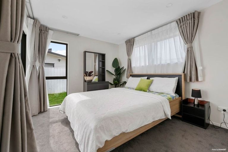 Photo of property in 46 Clayden Shuttleworth Street, Papakura, 2110