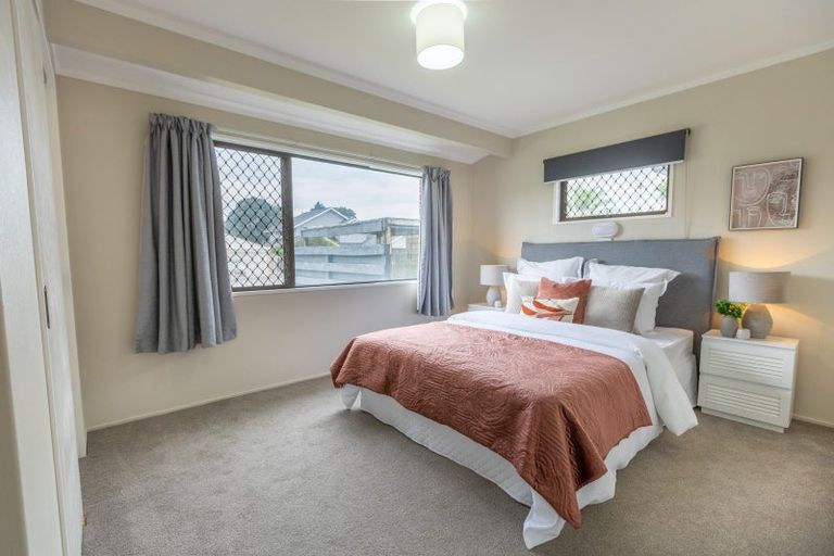 Photo of property in 16 Berwick Place, Mount Maunganui, 3116