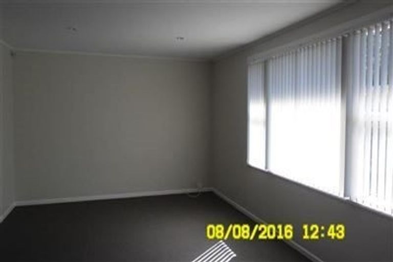 Photo of property in 2/25 Hillside Road, Papatoetoe, Auckland, 2025
