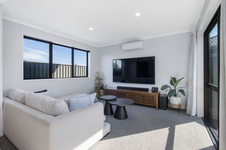 Photo of property in 35 Sentinel Avenue, Omokoroa, 3114