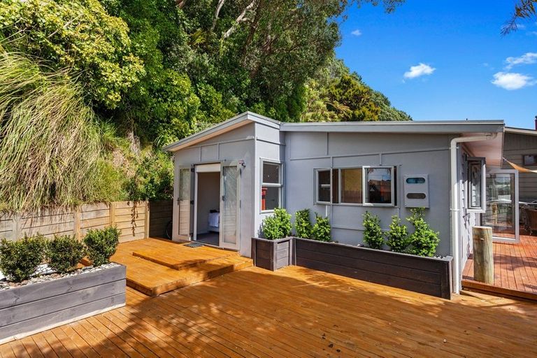 Photo of property in 142 Pohutukawa Avenue, Ohope, 3121