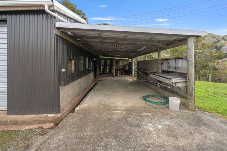 Photo of property in 809 Tangihua Road, Maungakaramea, Whangarei, 0178