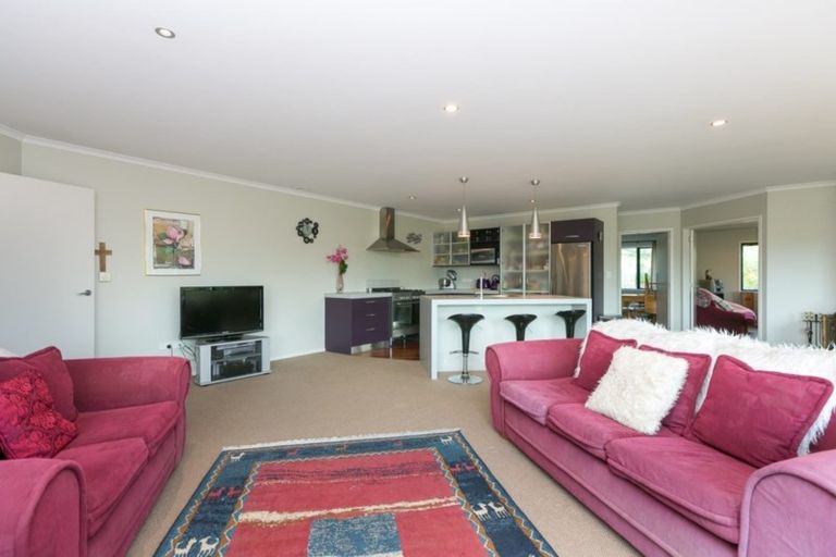 Photo of property in 69d Karamea Street, Whalers Gate, New Plymouth, 4310