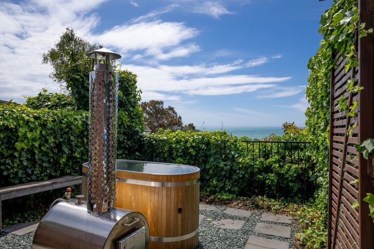 Photo of property in 9 Mount Pleasant Avenue, Beachville, Nelson, 7010