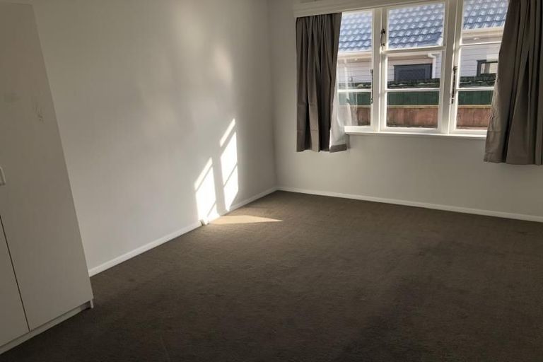 Photo of property in 3 Cottle Street, Avalon, Lower Hutt, 5011