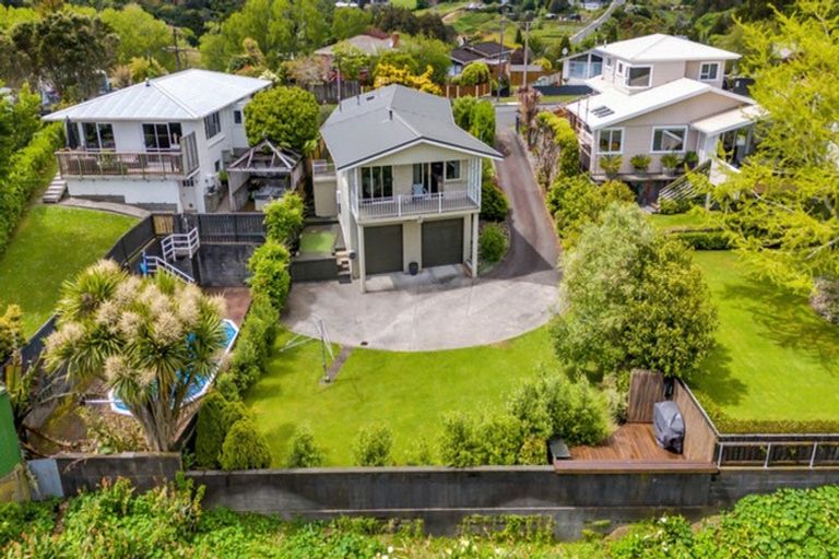 Photo of property in 3 Cowling Road, Hurdon, New Plymouth, 4310