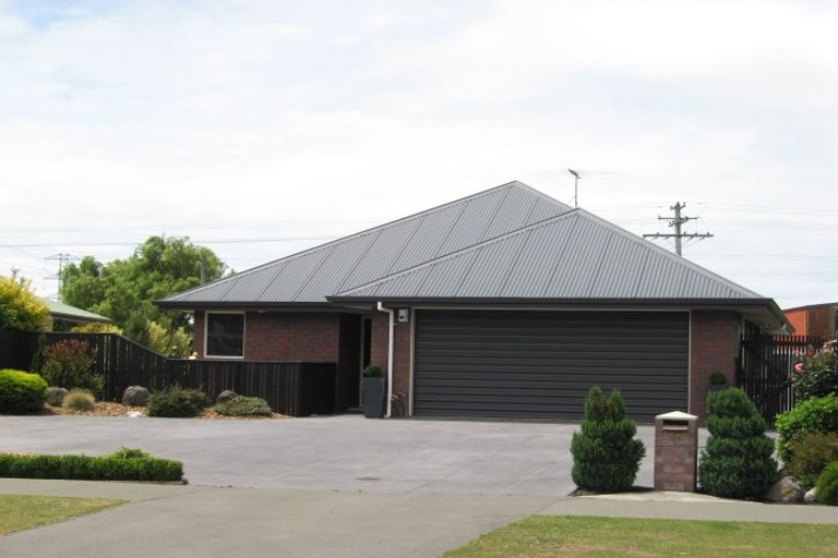 Photo of property in 66 Mauger Drive, Heathcote Valley, Christchurch, 8022