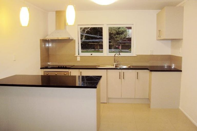 Photo of property in 1/1296 Dominion Road, Mount Roskill, Auckland, 1041