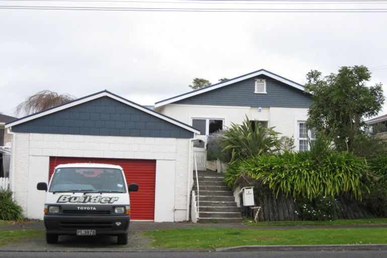 Photo of property in 7 Selwyn Street, Lower Vogeltown, New Plymouth, 4310