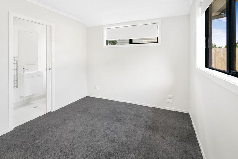 Photo of property in 1/11 Matthews Crescent, Melville, Hamilton, 3206