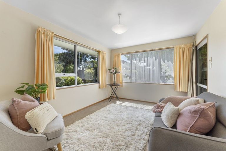 Photo of property in 1/5a Purakanui Place, Northwood, Christchurch, 8051