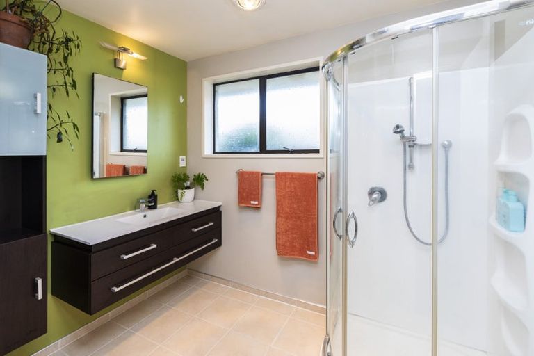 Photo of property in 2/265 Estuary Road, South New Brighton, Christchurch, 8062