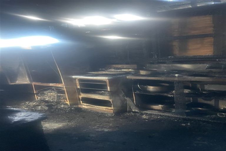 Photo of property in 11 Acourt Street, Hawera, 4610