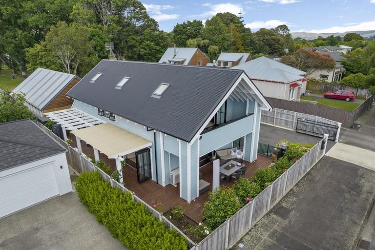 Photo of property in 5 Colombo Street, Hokowhitu, Palmerston North, 4410