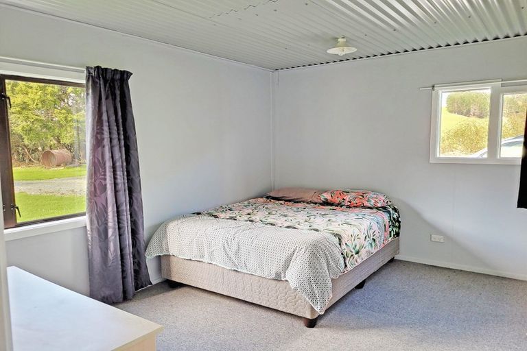 Photo of property in 285 Valley Road, Kaiwaka, 0573