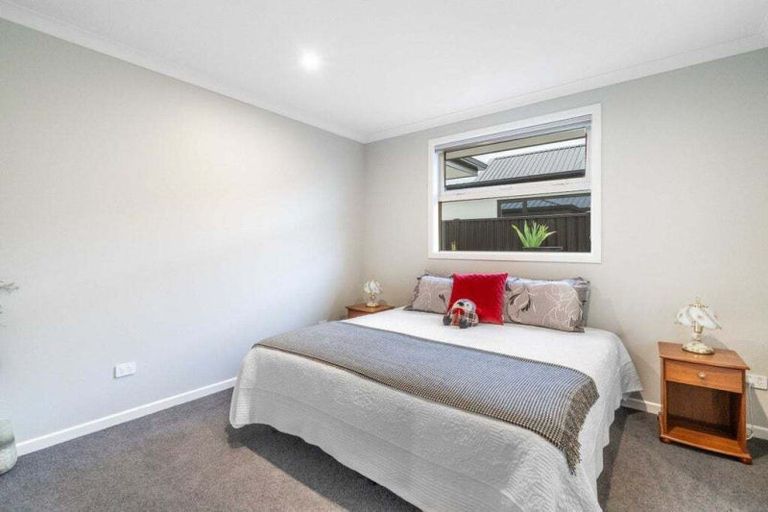 Photo of property in 45 Northside Drive, Waikiwi, Invercargill, 9810