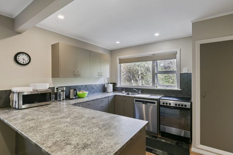 Photo of property in 55 Waikowhai Street, Ngaio, Wellington, 6035