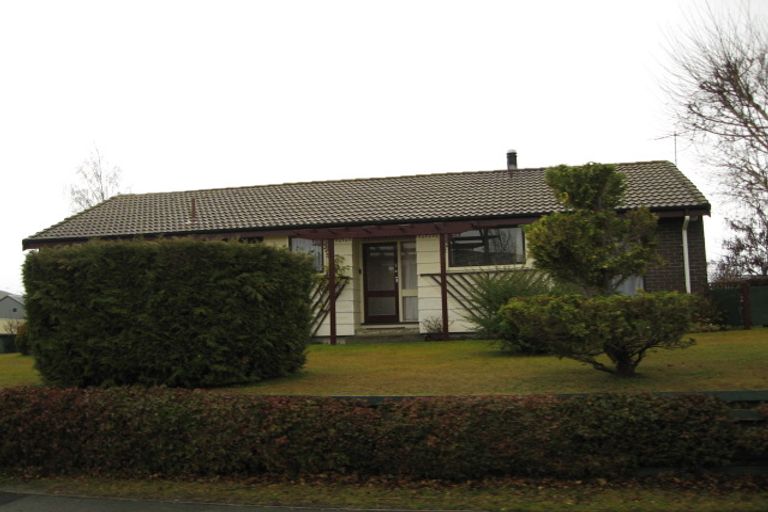 Photo of property in 2 Linrosa Place, Cromwell, 9310