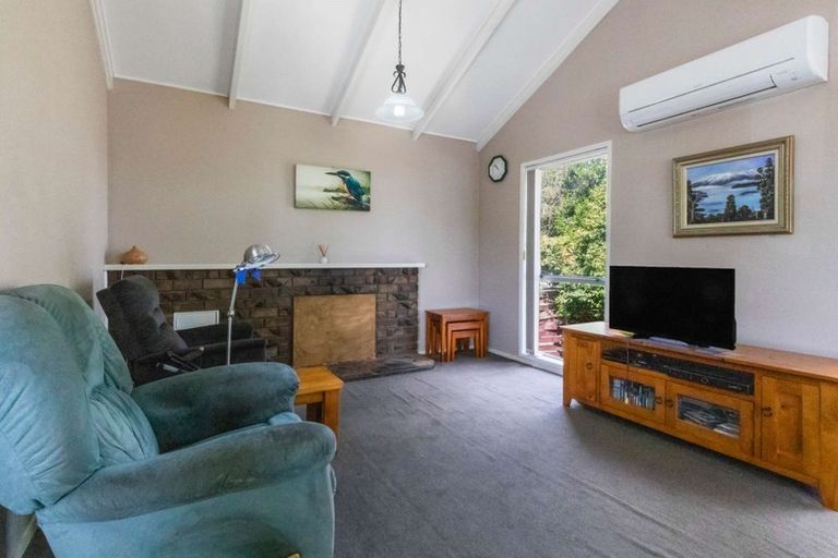 Photo of property in 1 Cedar Place, Owhata, Rotorua, 3010