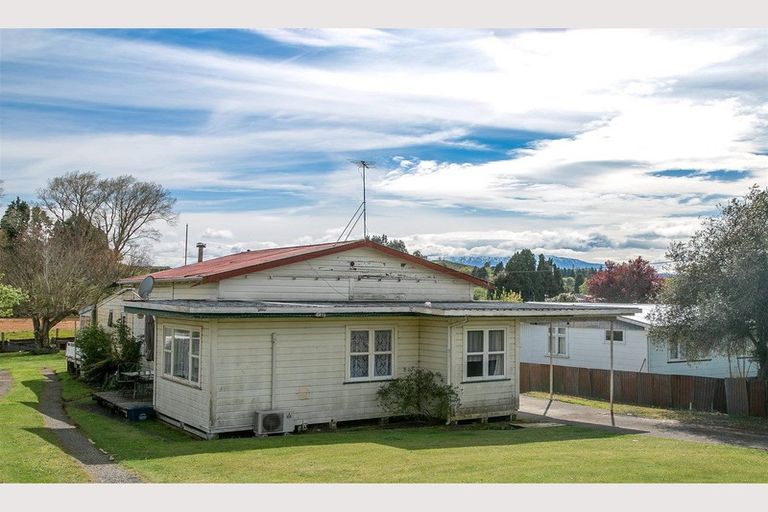 Photo of property in 25 Mount View Street, Raetihi, 4632