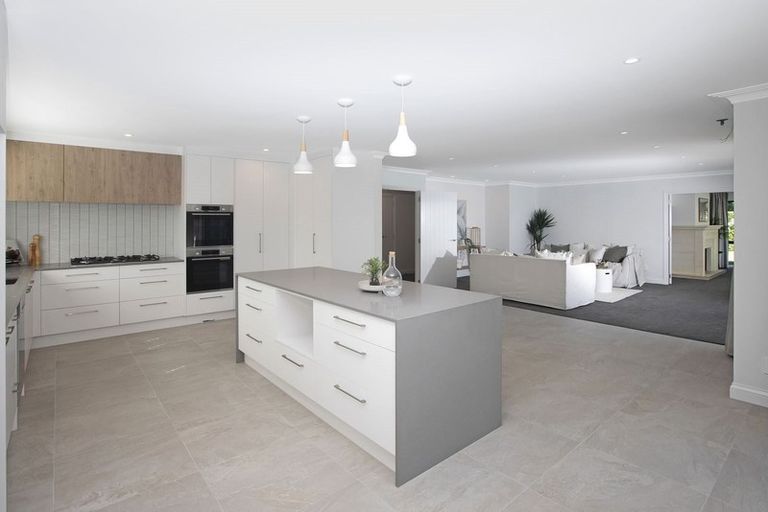 Photo of property in 16 Makora Street, Fendalton, Christchurch, 8041