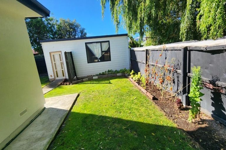 Photo of property in 3 Saint Marks Street, Woolston, Christchurch, 8062