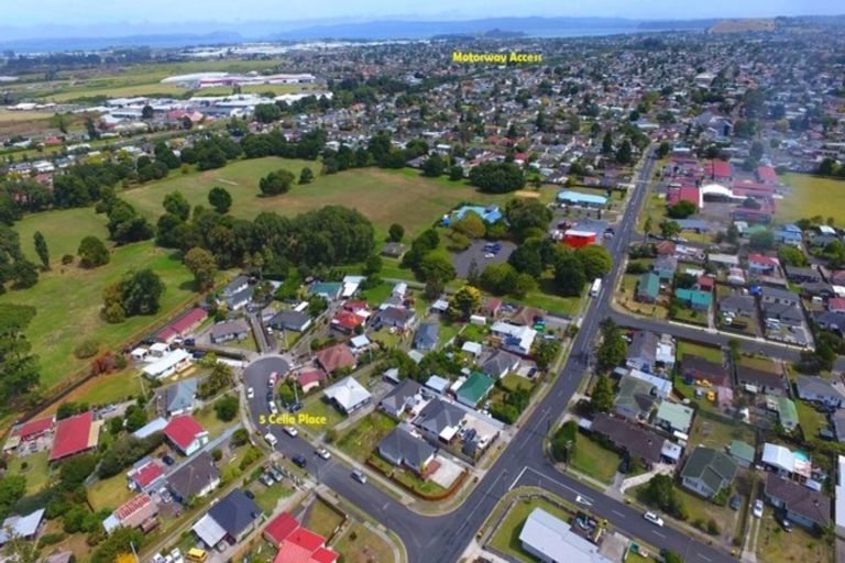 Photo of property in 5 Celia Place, Mangere East, Auckland, 2024