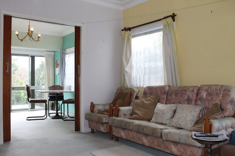 Photo of property in 187 Hurndall Street West, Maungaturoto, 0520