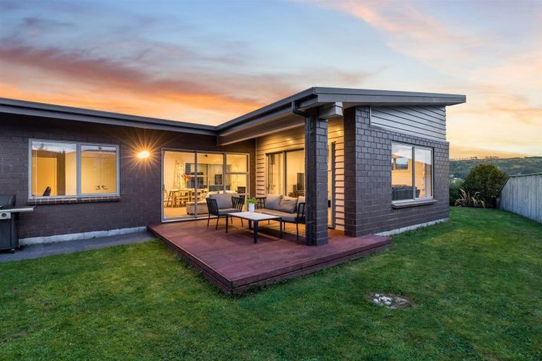 Photo of property in 29 Kaimai Place, Aotea, Porirua, 5024