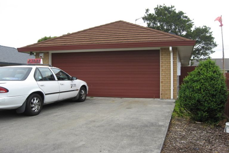 Photo of property in 12a Princess Street, Takanini, 2112