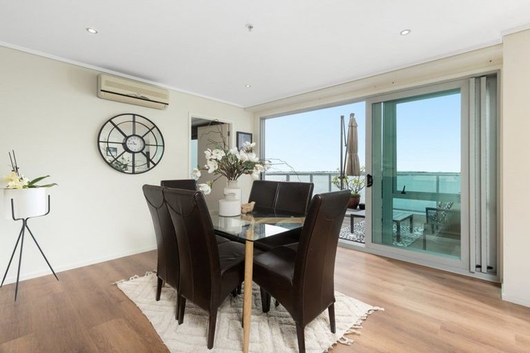 Photo of property in 15/72e Devonport Road, Tauranga, 3110