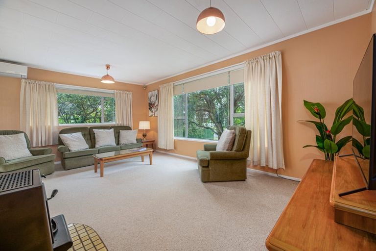 Photo of property in 123 Muir Avenue, Mangere Bridge, Auckland, 2022