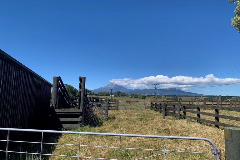 Photo of property in 289 Upland Road, Tarurutangi, New Plymouth, 4372