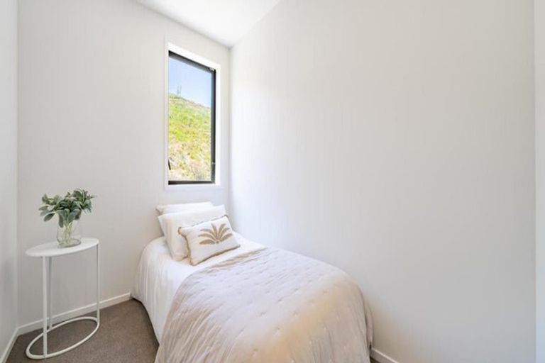 Photo of property in 37 Holystone Road, Whitby, Porirua, 5024